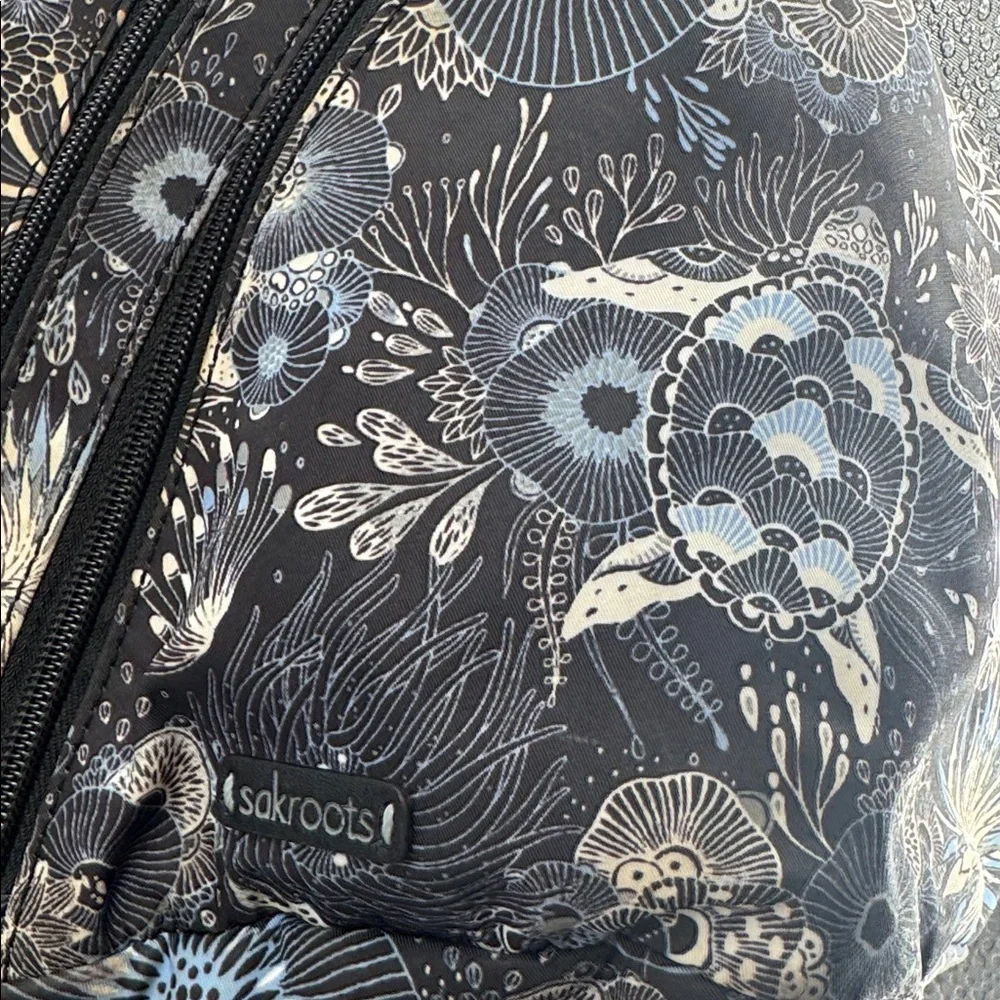 Sakroots On The Go Sling Backpack Eco Twill -color Mid Sea